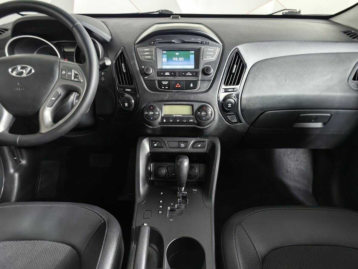 Купить Hyundai ix35 с пробегом. Фото: #10
