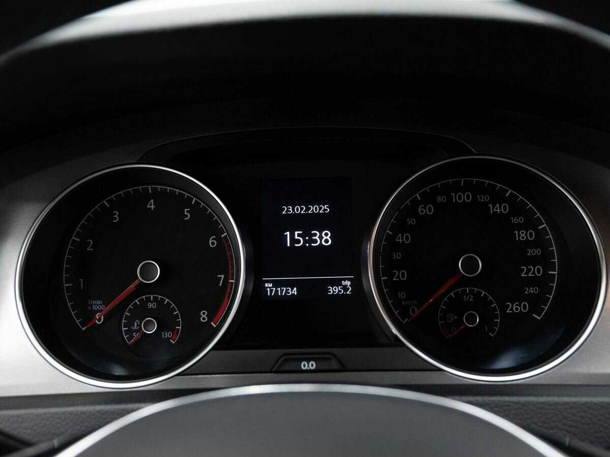 Купить Volkswagen Golf с пробегом. Фото: #13