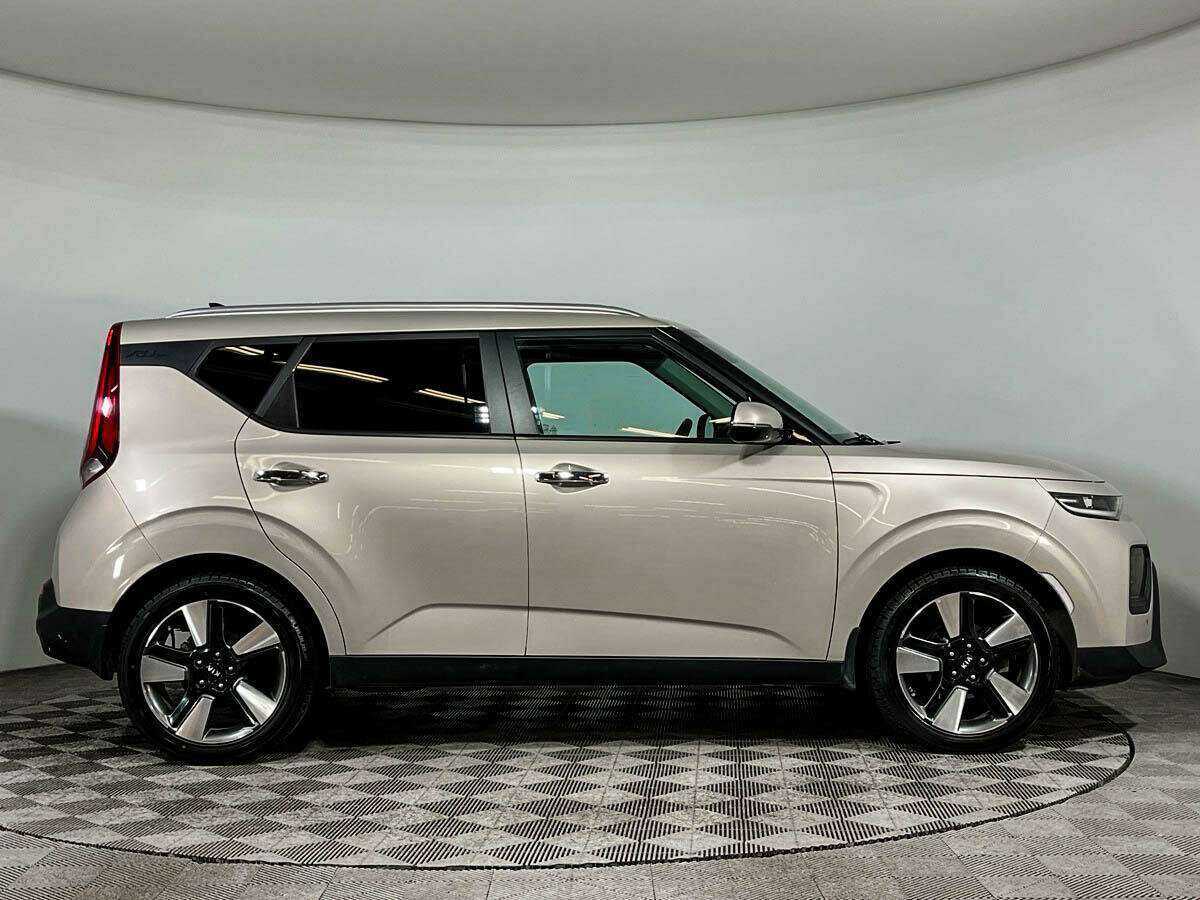 Купить Kia Soul с пробегом. Фото: #3