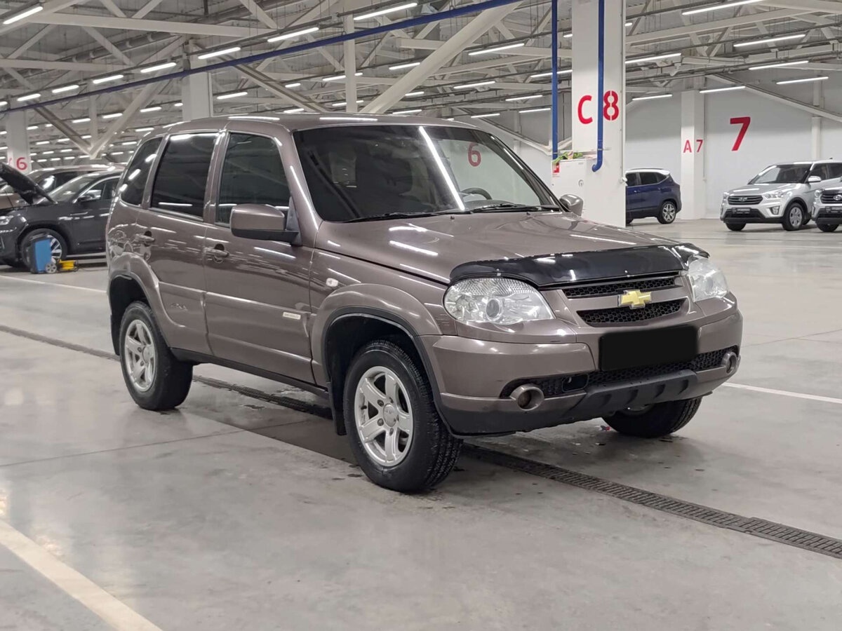 Купить Chevrolet Niva с пробегом. Фото: #2