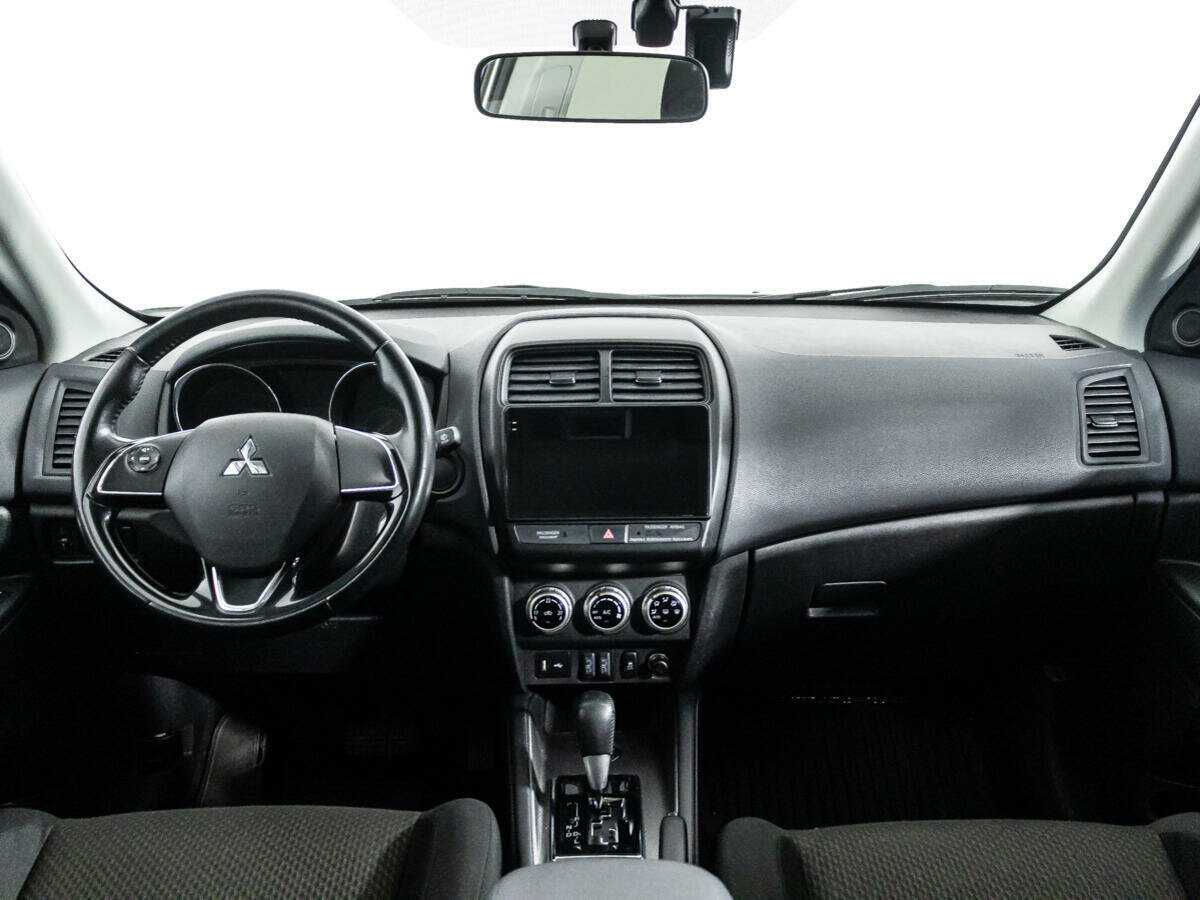 Купить Mitsubishi ASX с пробегом. Фото: #12
