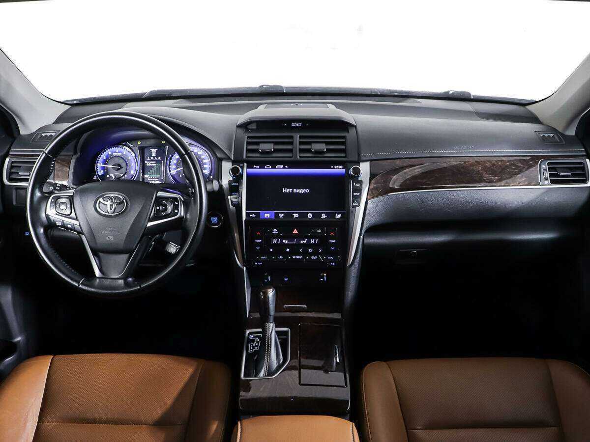 Купить Toyota Camry с пробегом. Фото: #10