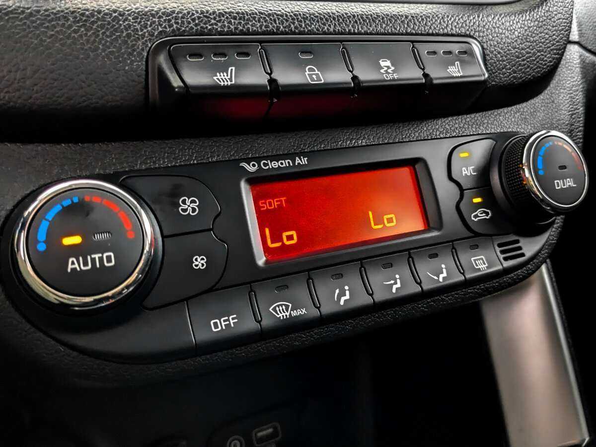 Купить Kia Ceed с пробегом. Фото: #23