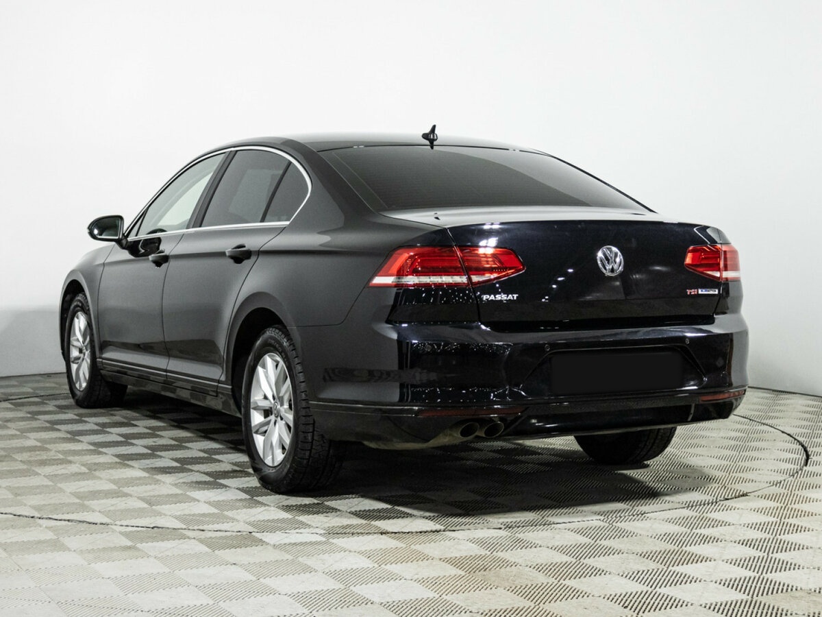 Купить Volkswagen Passat с пробегом. Фото: #5
