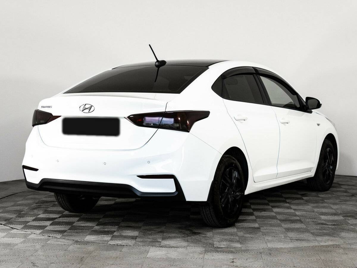 Купить Hyundai Solaris с пробегом. Фото: #3