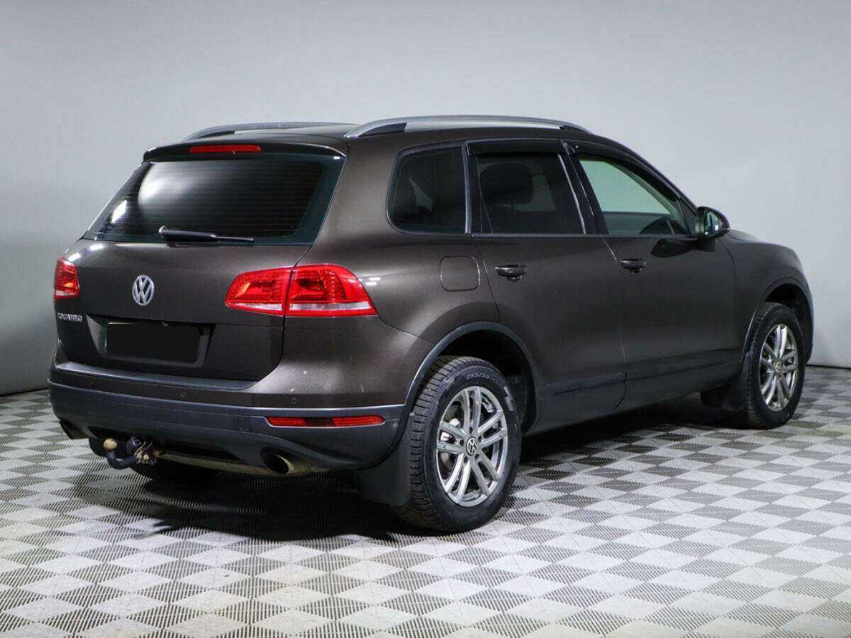Купить Volkswagen Touareg с пробегом. Фото: #3