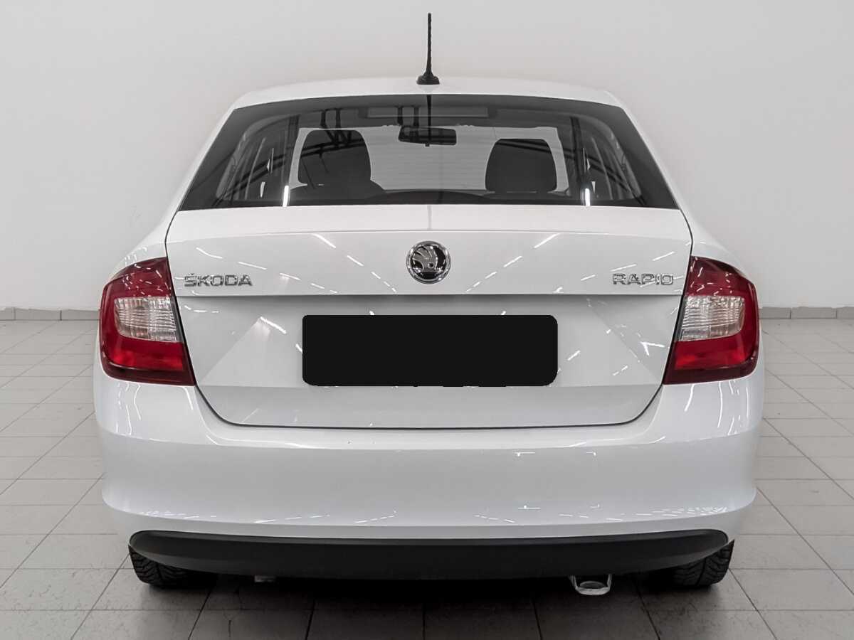 Купить Skoda Rapid с пробегом. Фото: #5