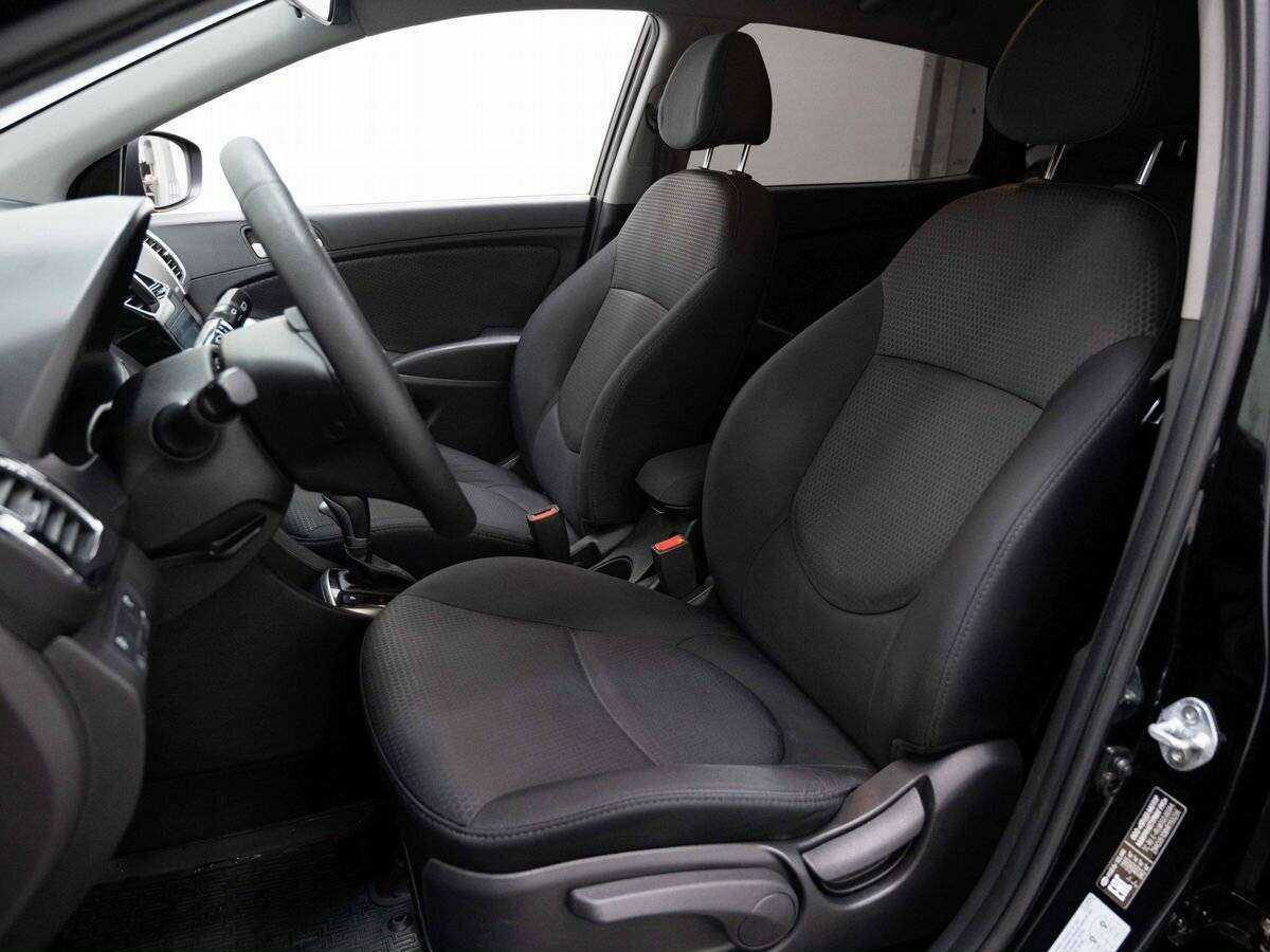 Купить Hyundai Solaris с пробегом. Фото: #7