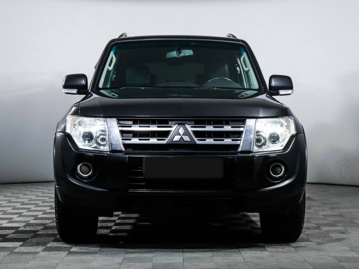 Купить Mitsubishi Pajero с пробегом. Фото: #1