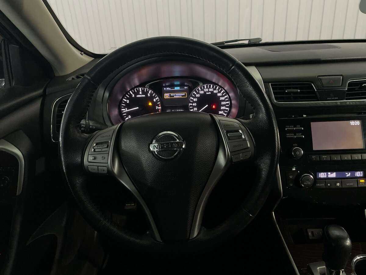 Купить Nissan Teana с пробегом. Фото: #9