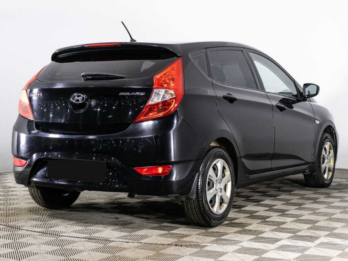 Купить Hyundai Solaris с пробегом. Фото: #4