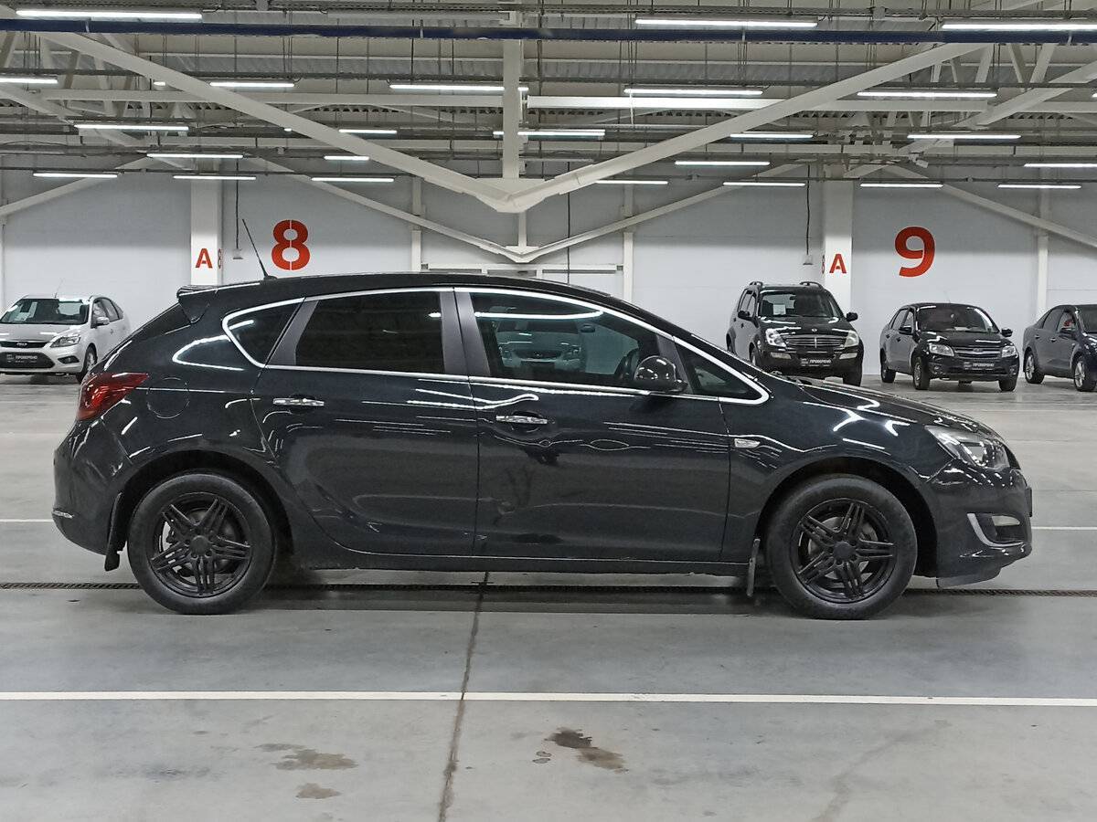 Купить Opel Astra с пробегом. Фото: #3