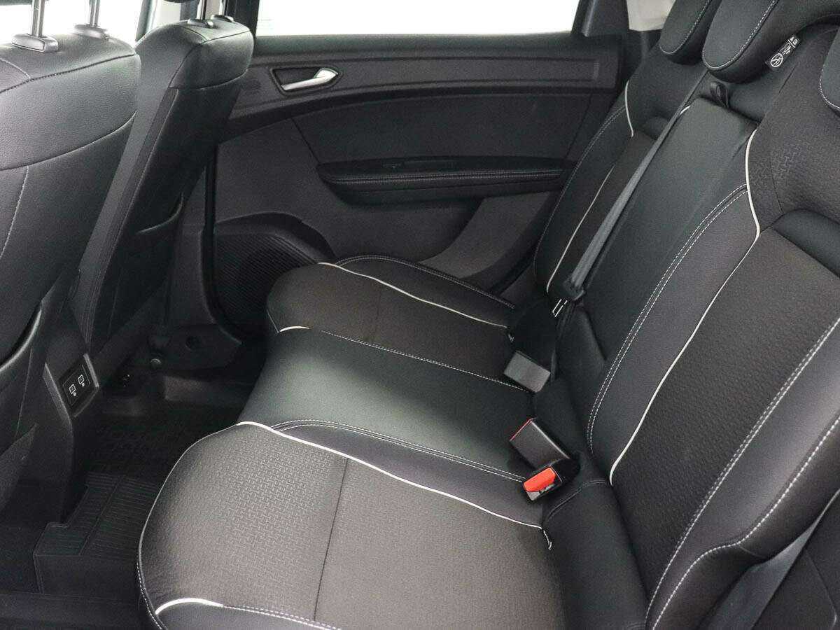 Купить Renault Arkana с пробегом. Фото: #8