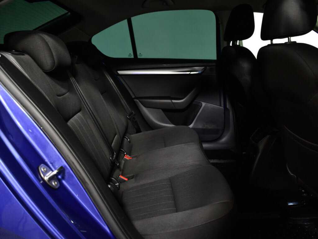 Купить Skoda Octavia с пробегом. Фото: #9