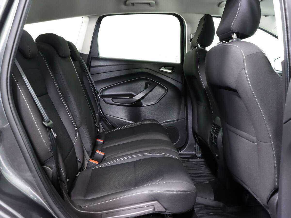 Купить Ford Kuga с пробегом. Фото: #13