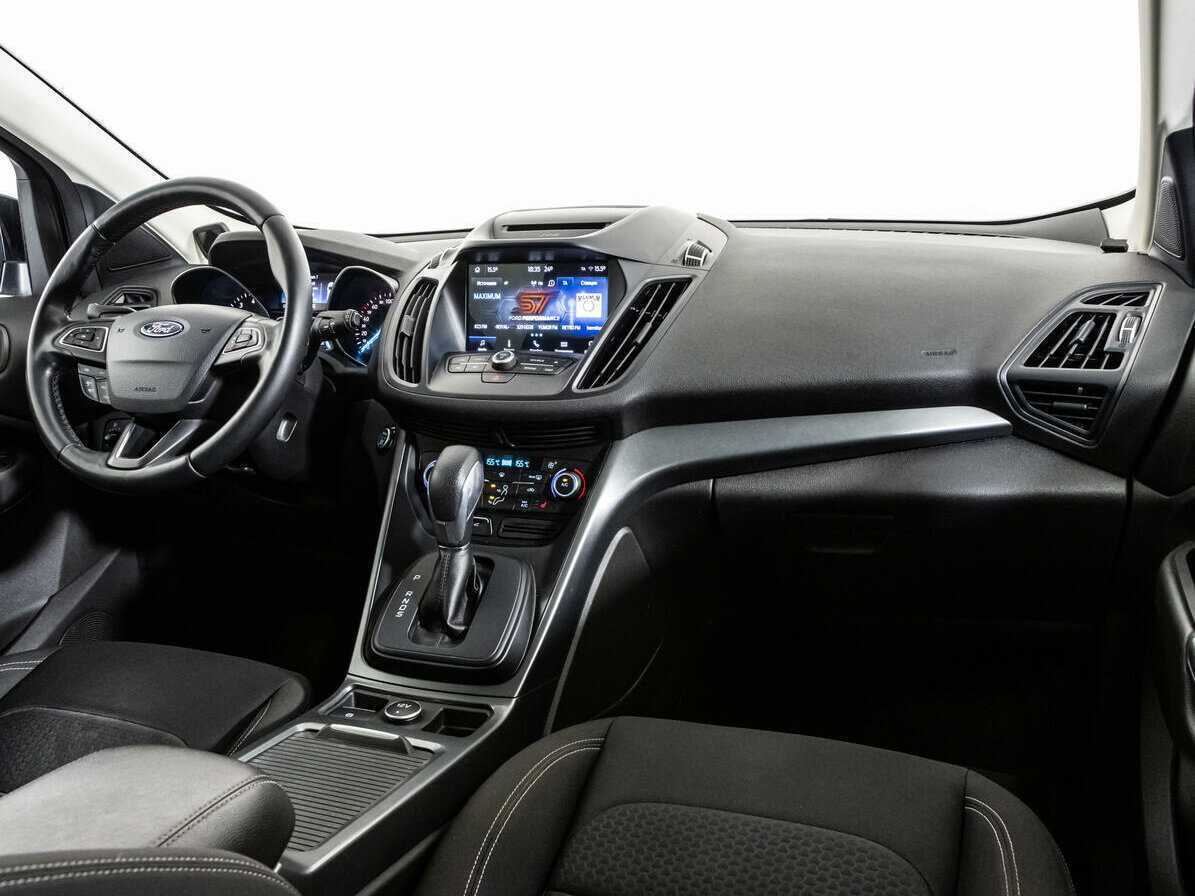 Купить Ford Kuga с пробегом. Фото: #6