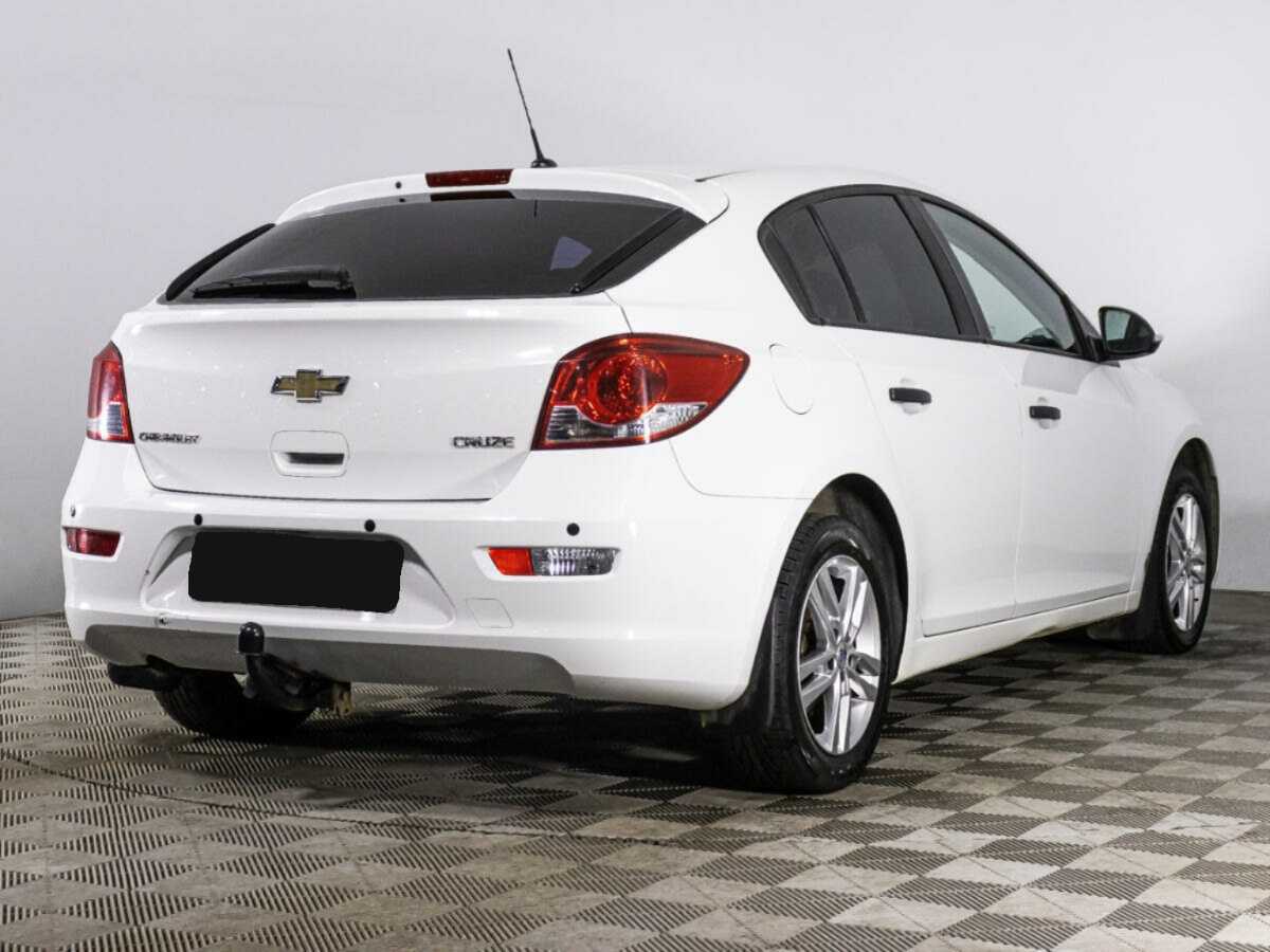 Купить Chevrolet Cruze с пробегом. Фото: #4