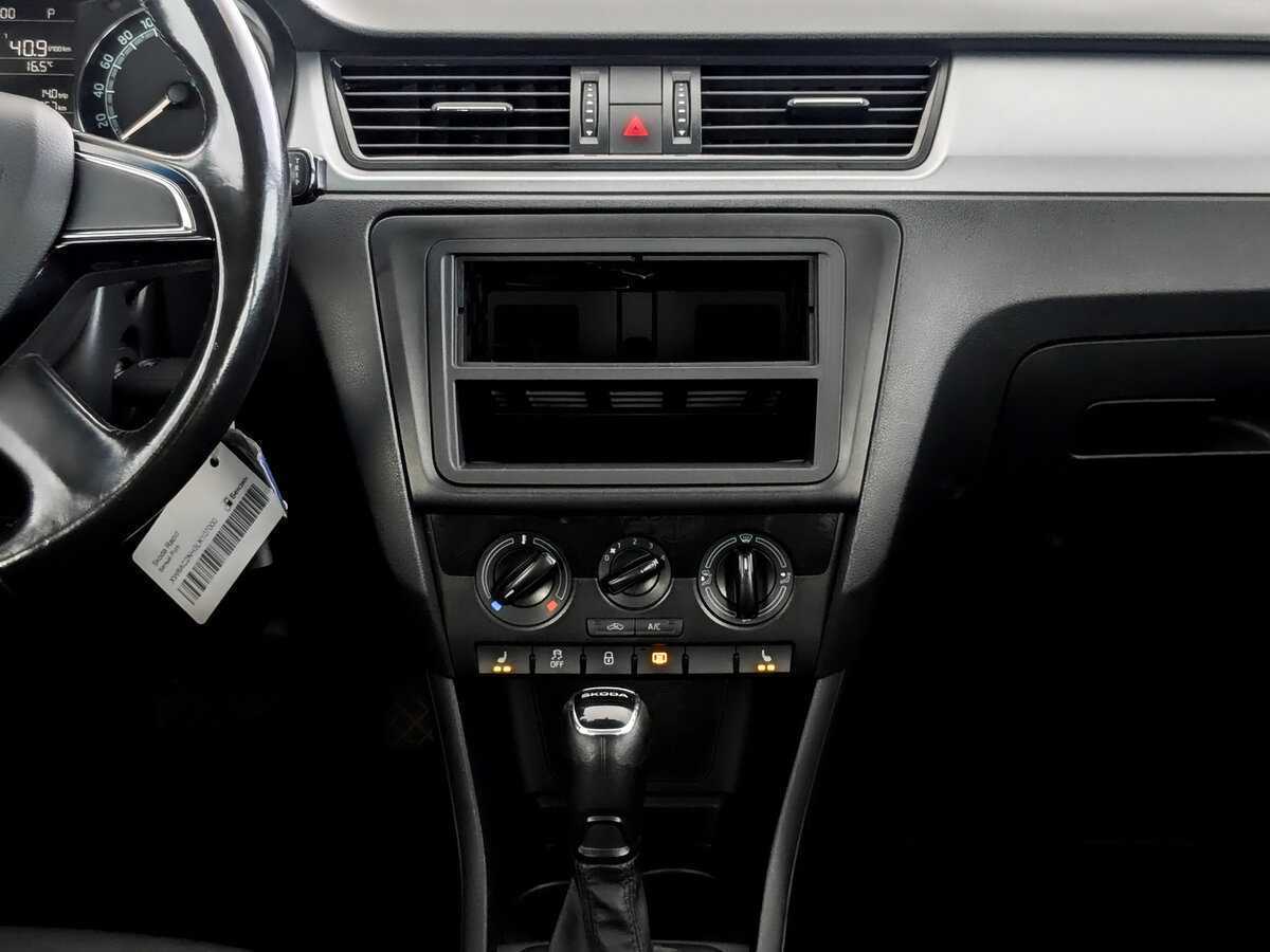 Купить Skoda Rapid с пробегом. Фото: #12