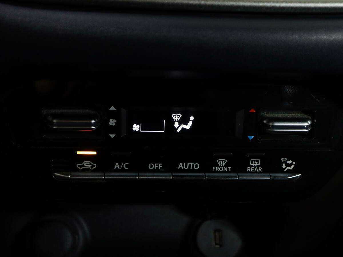 Купить Suzuki Baleno с пробегом. Фото: #21