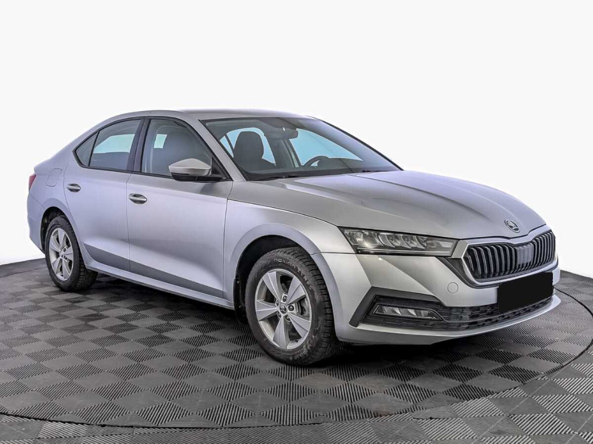 Купить Skoda Octavia с пробегом. Фото: #2
