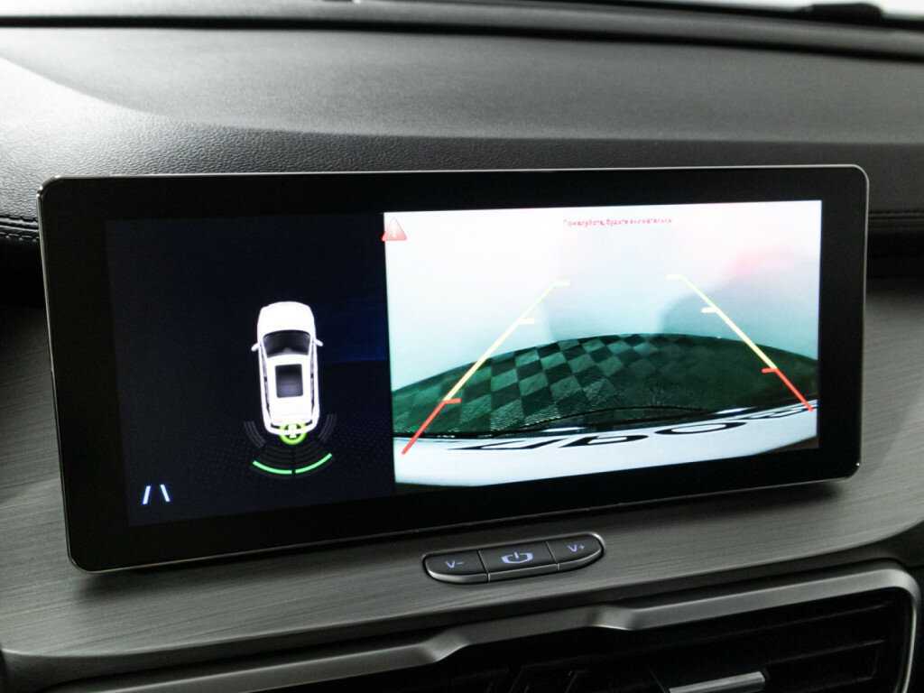 Купить Geely Coolray с пробегом. Фото: #15