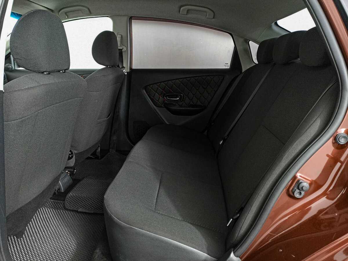 Купить Nissan Almera с пробегом. Фото: #9