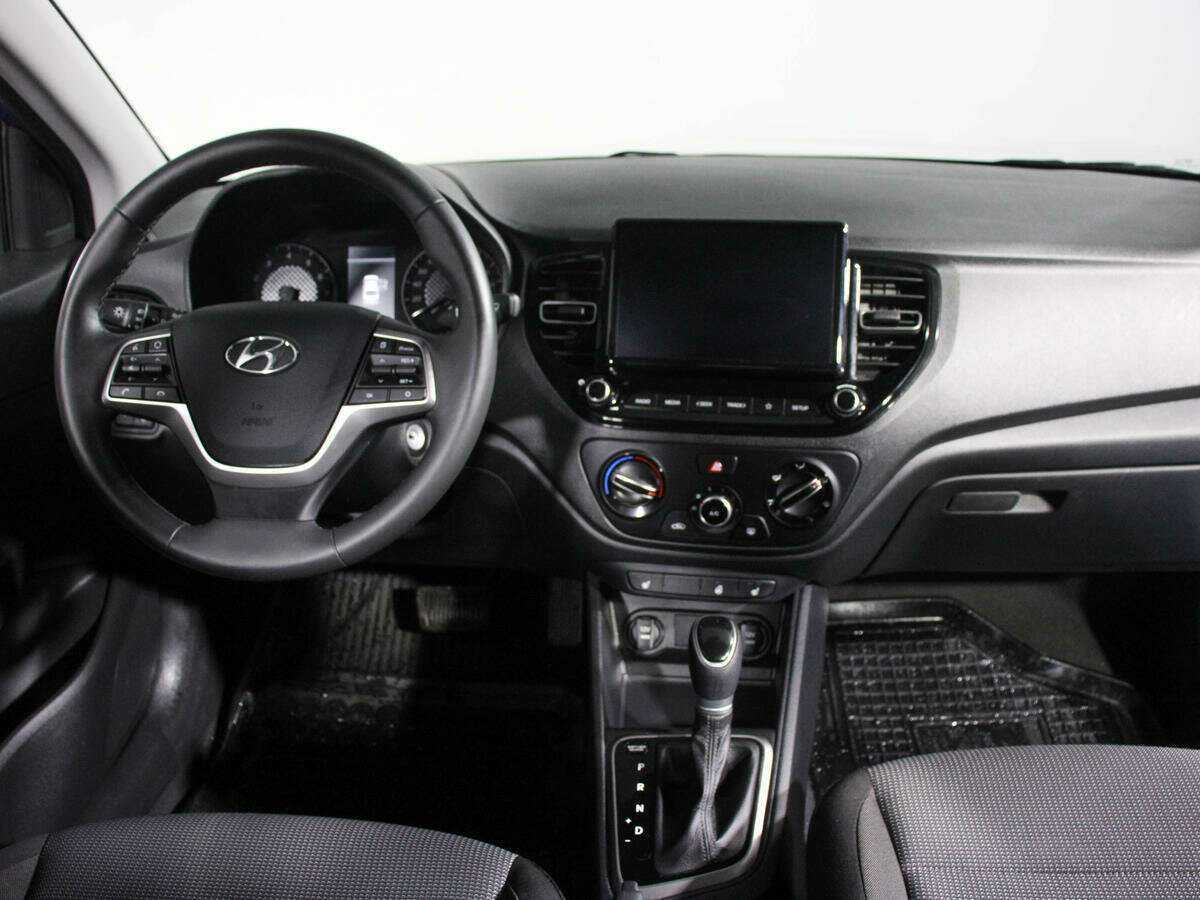 Купить Hyundai Solaris с пробегом. Фото: #11