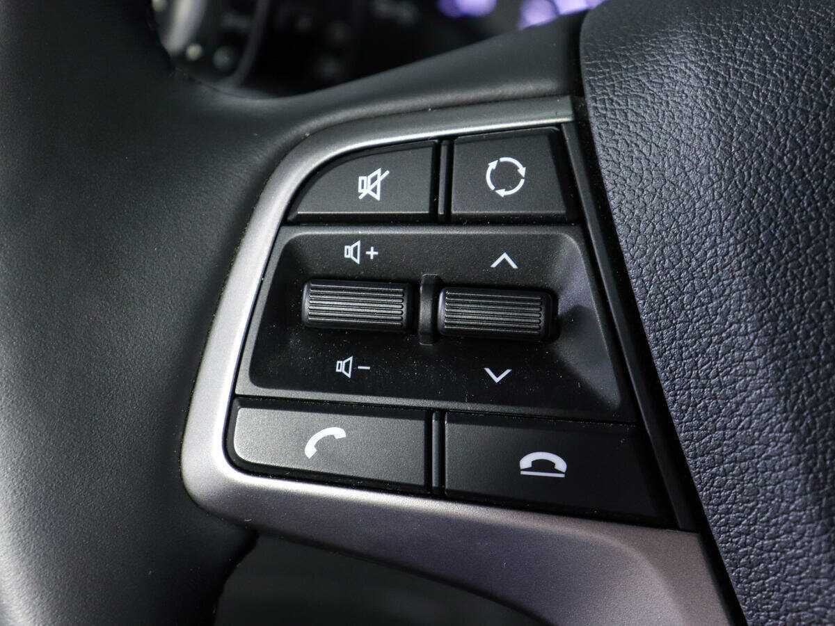 Купить Hyundai Solaris с пробегом. Фото: #16