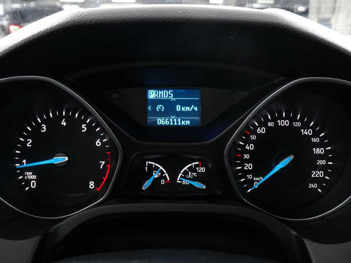 Купить Ford Focus с пробегом. Фото: #10