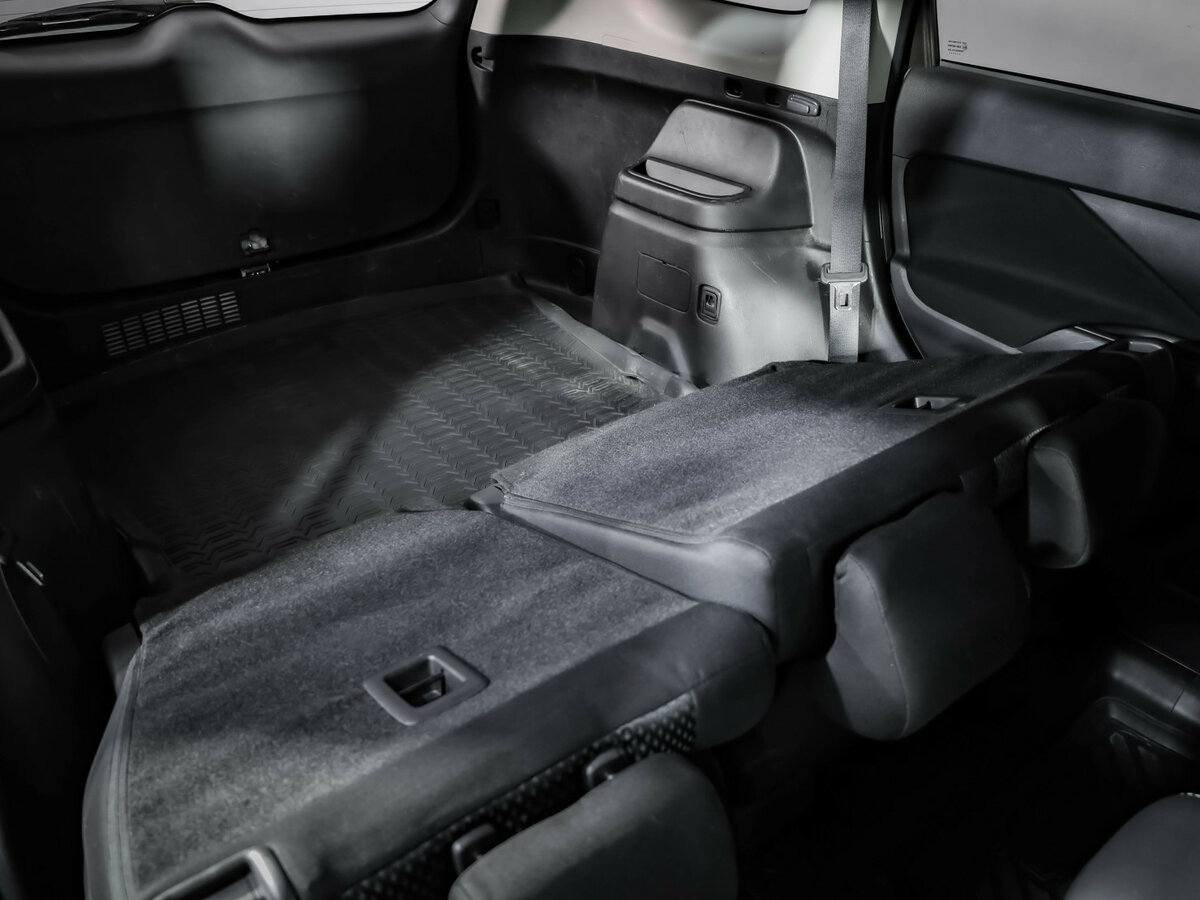 Купить Mitsubishi Outlander с пробегом. Фото: #25