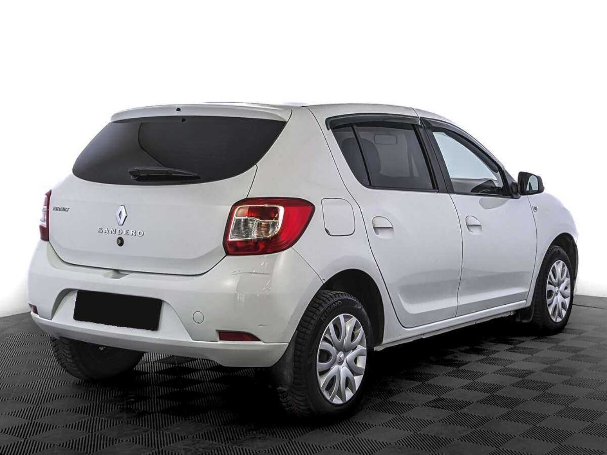 Купить Renault Sandero с пробегом. Фото: #4
