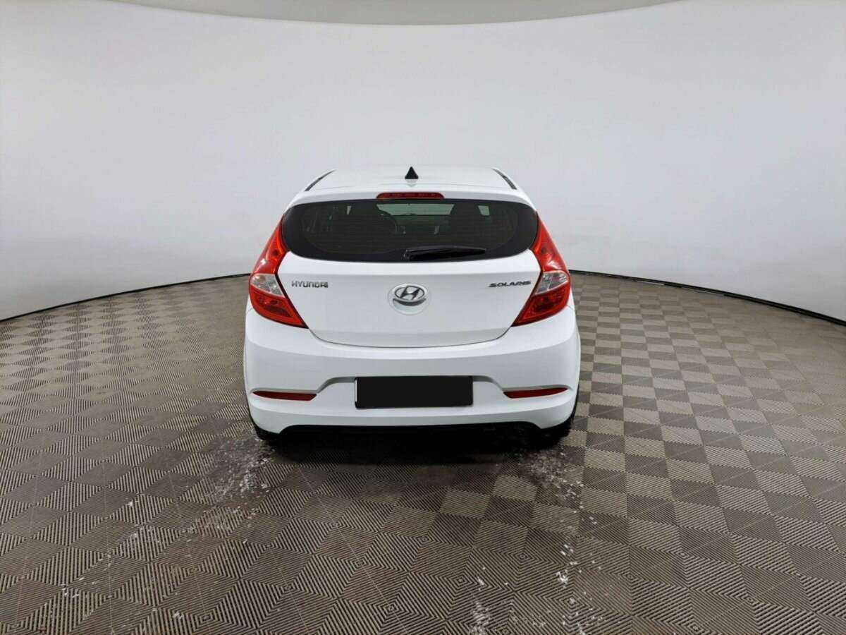 Купить Hyundai Solaris с пробегом. Фото: #5