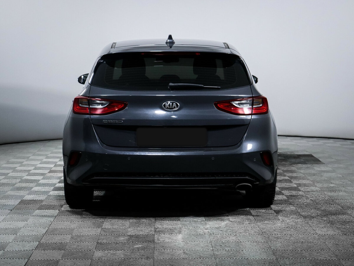 Купить Kia Ceed с пробегом. Фото: #3