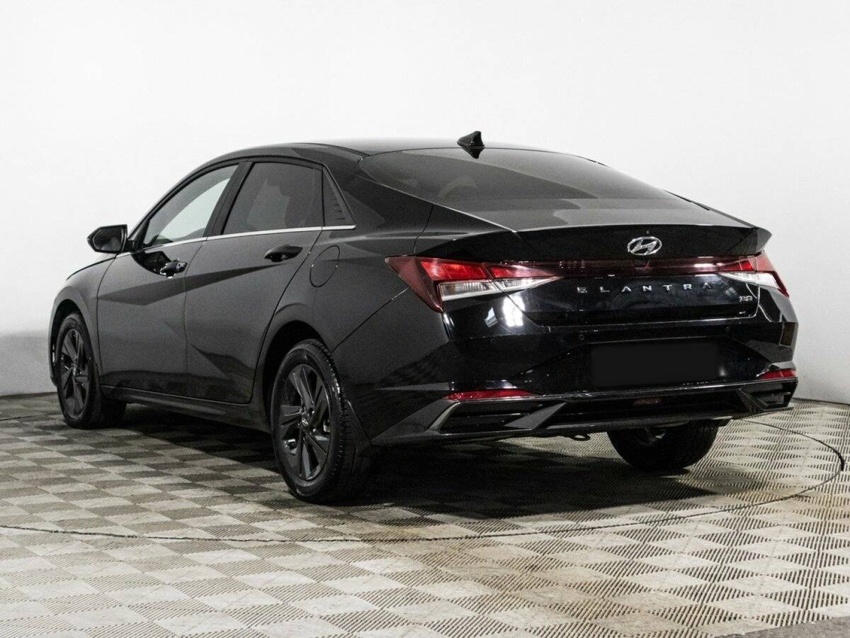 Купить Hyundai Elantra с пробегом. Фото: #6
