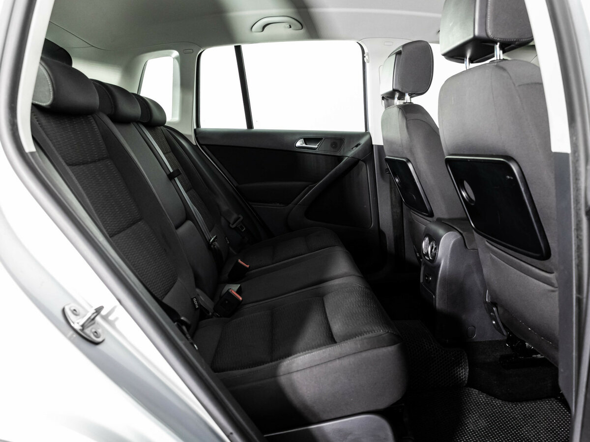 Купить Volkswagen Tiguan с пробегом. Фото: #12