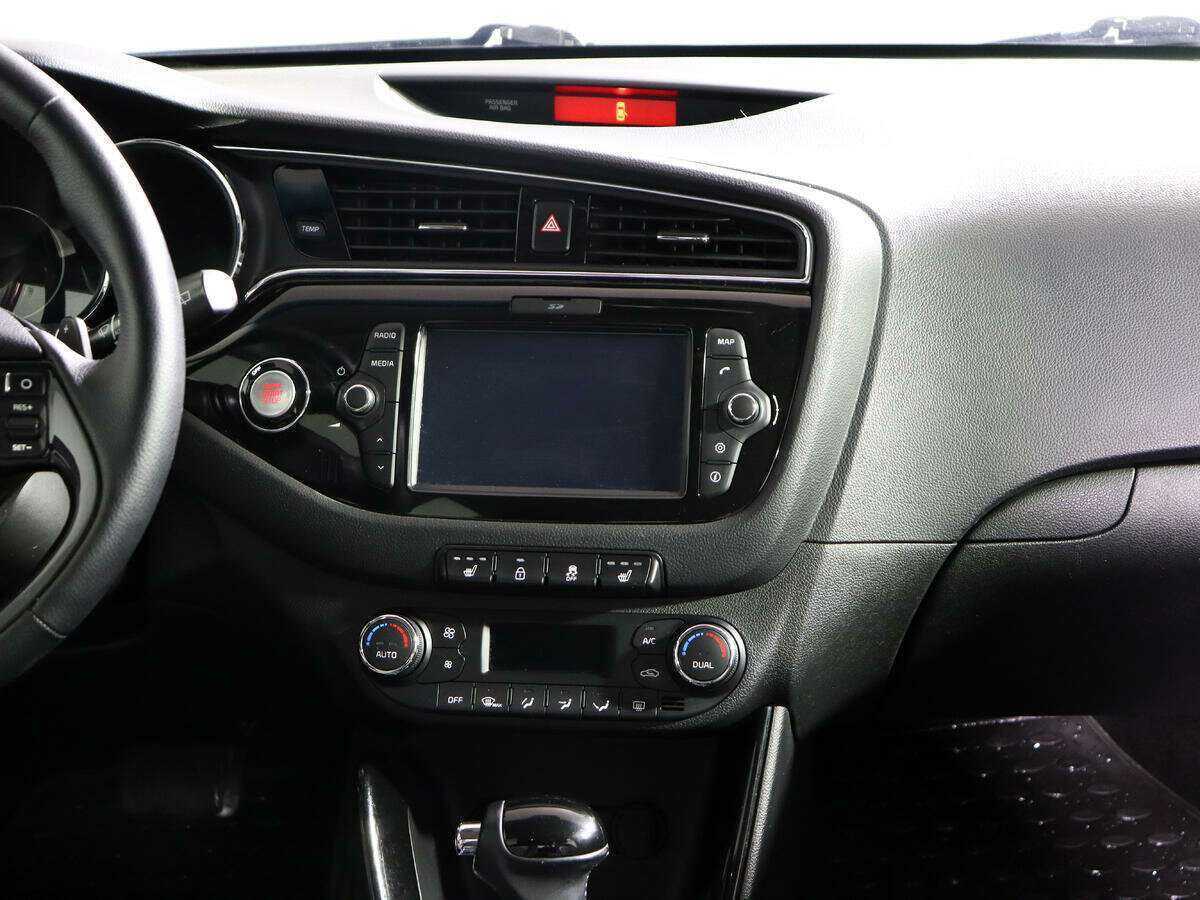 Купить Kia Ceed с пробегом. Фото: #12