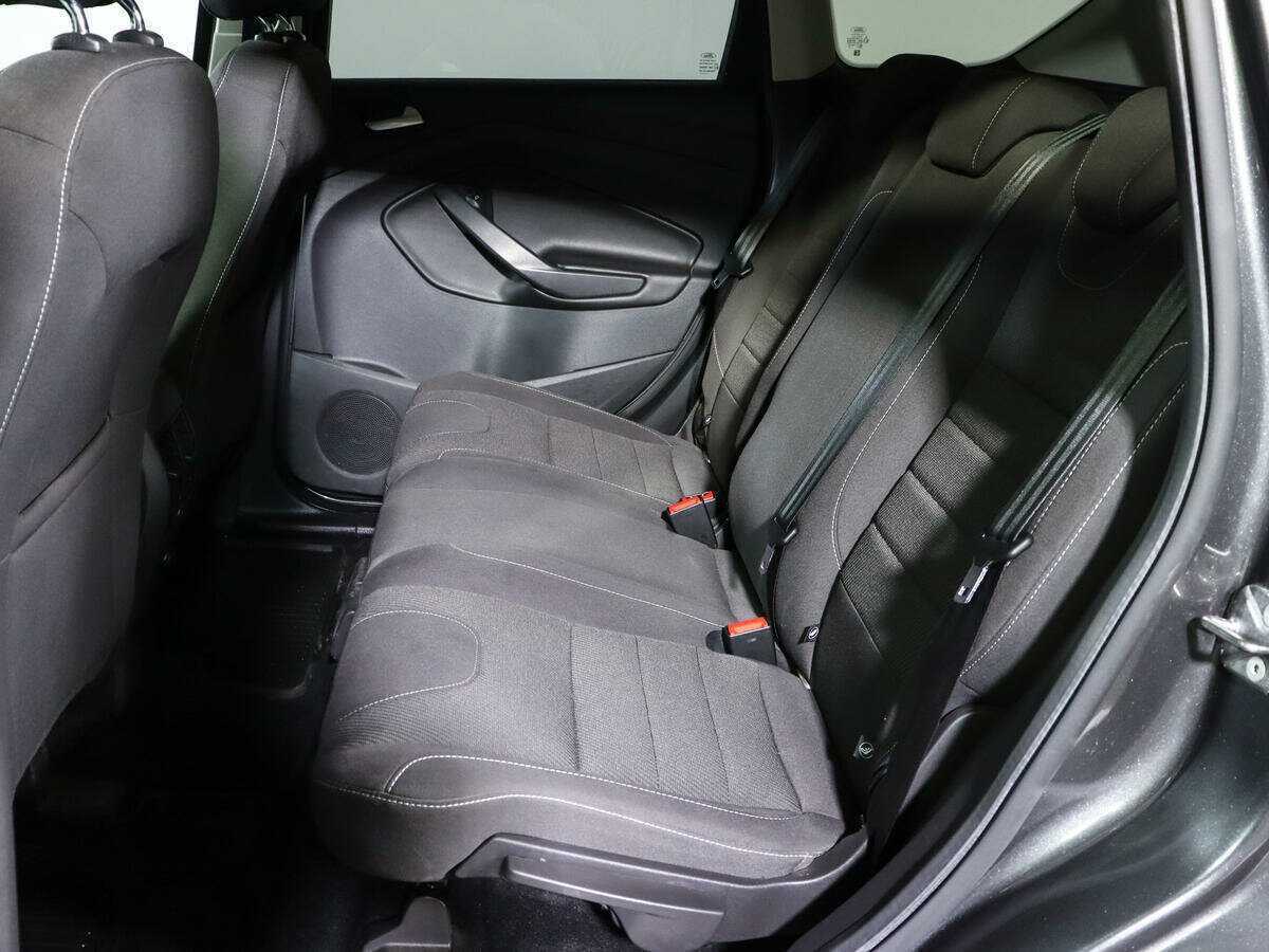 Купить Ford Kuga с пробегом. Фото: #6