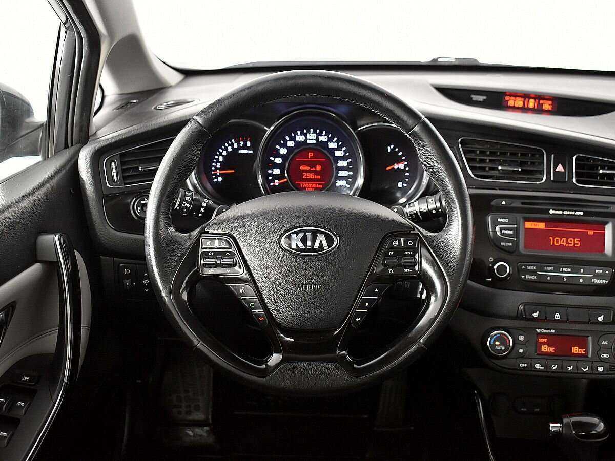 Купить Kia Ceed с пробегом. Фото: #10