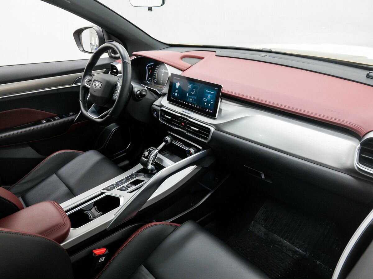 Купить Geely Coolray с пробегом. Фото: #7