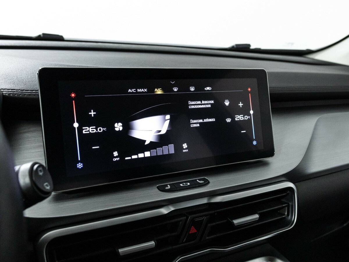 Купить Geely Coolray с пробегом. Фото: #15