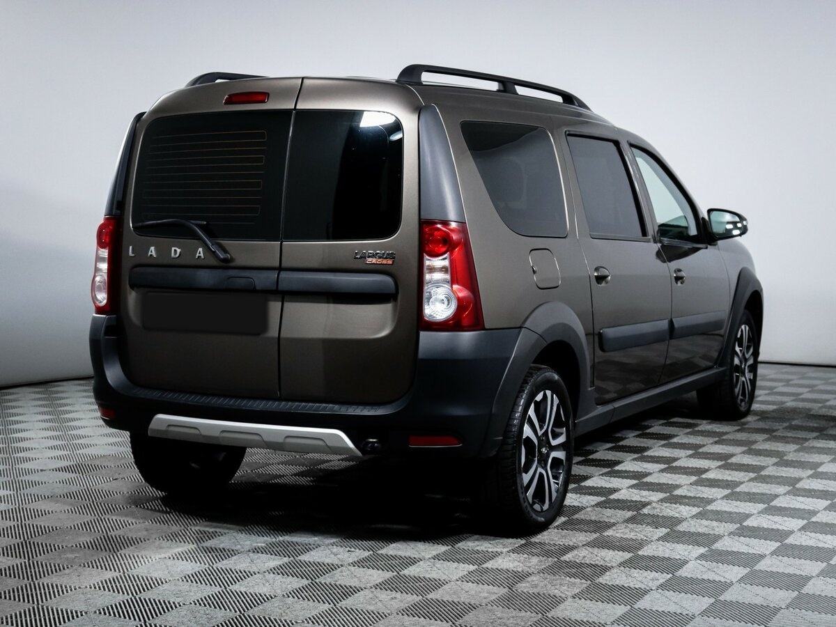 Купить Lada (ВАЗ) Largus с пробегом. Фото: #3