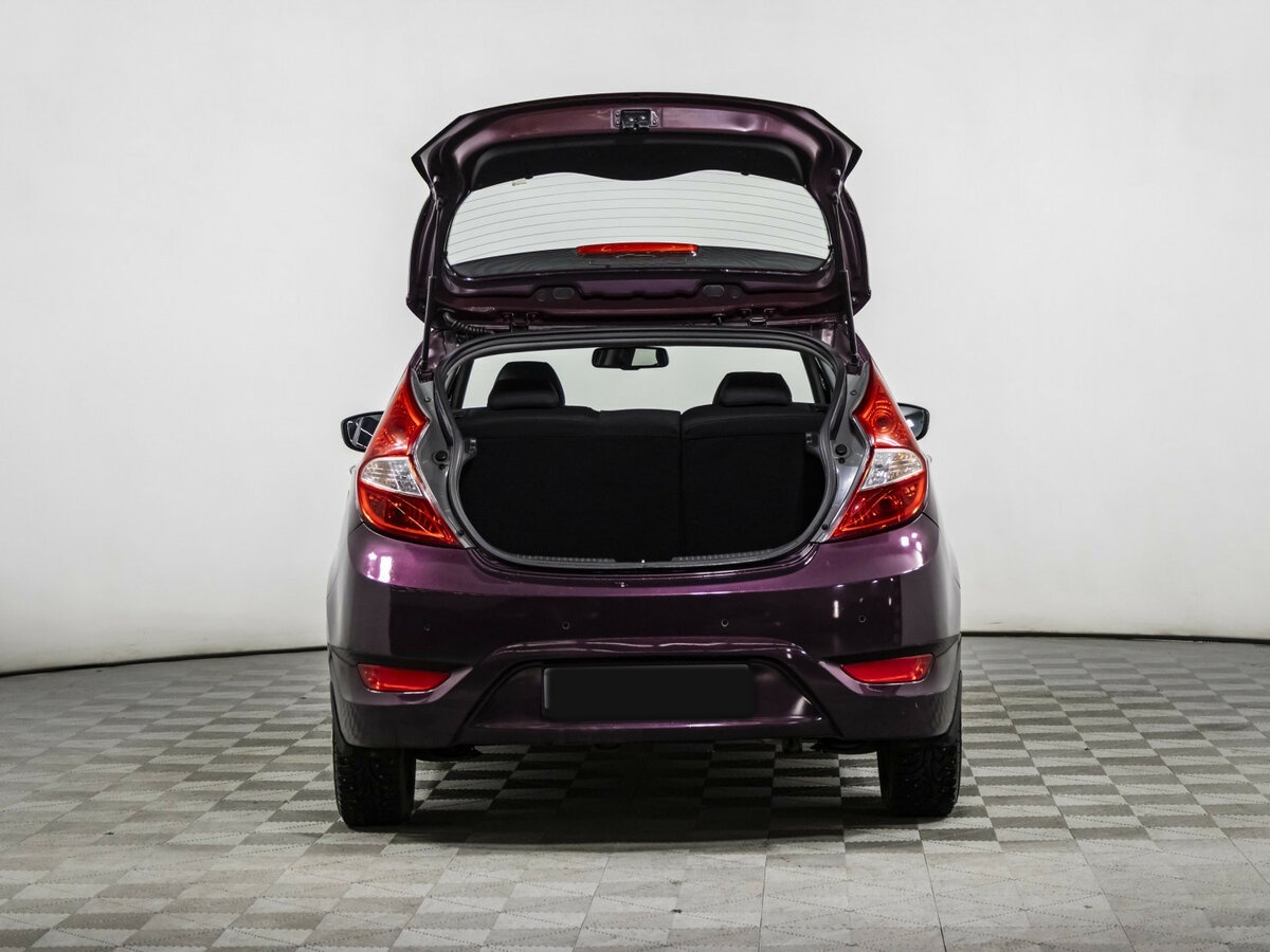 Купить Hyundai Solaris с пробегом. Фото: #13