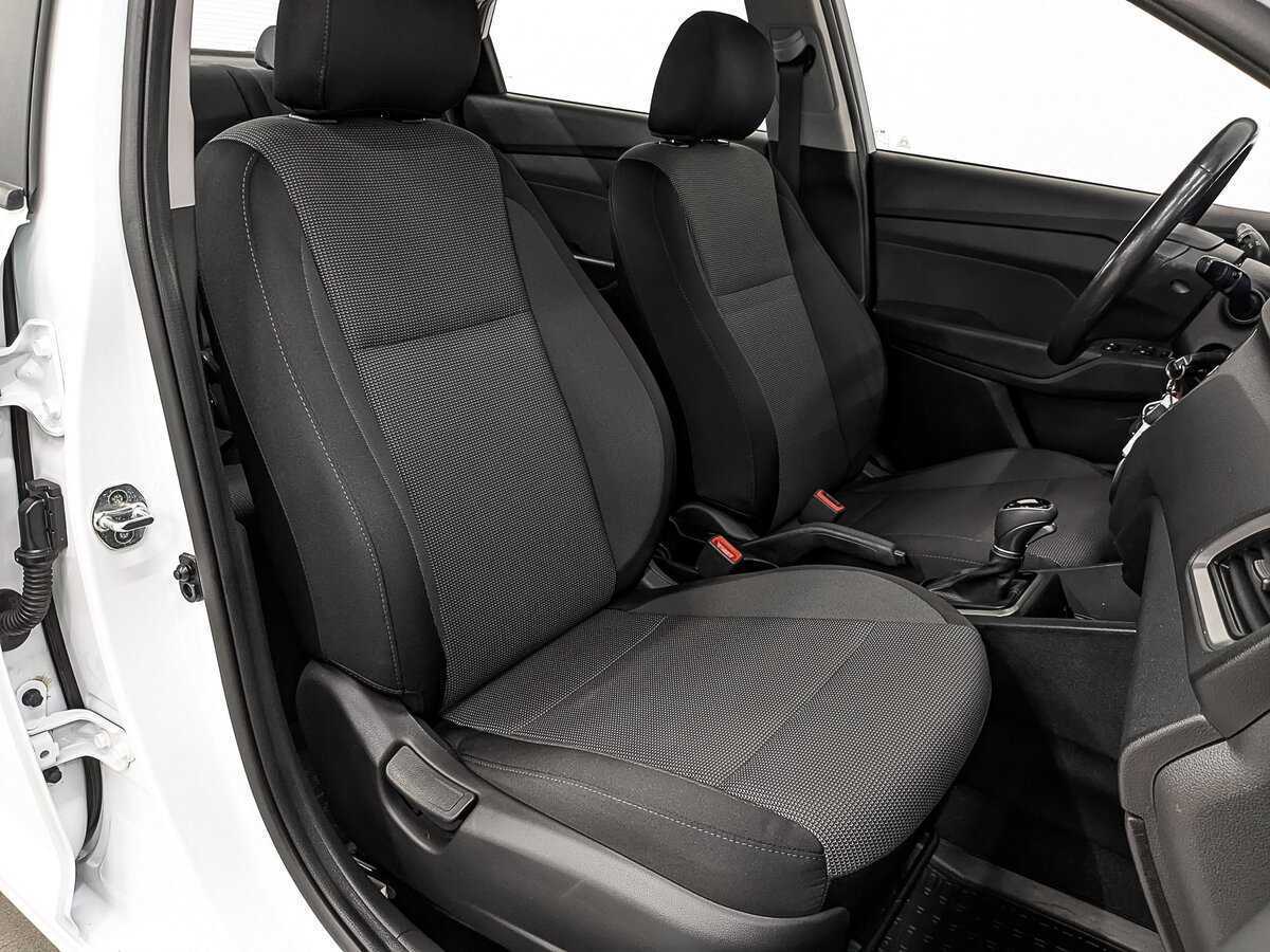 Купить Hyundai Solaris с пробегом. Фото: #22