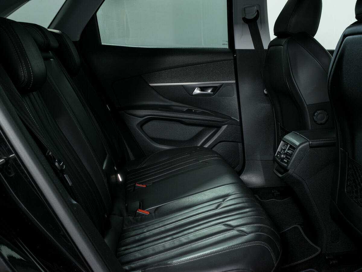 Купить Peugeot 3008 с пробегом. Фото: #9