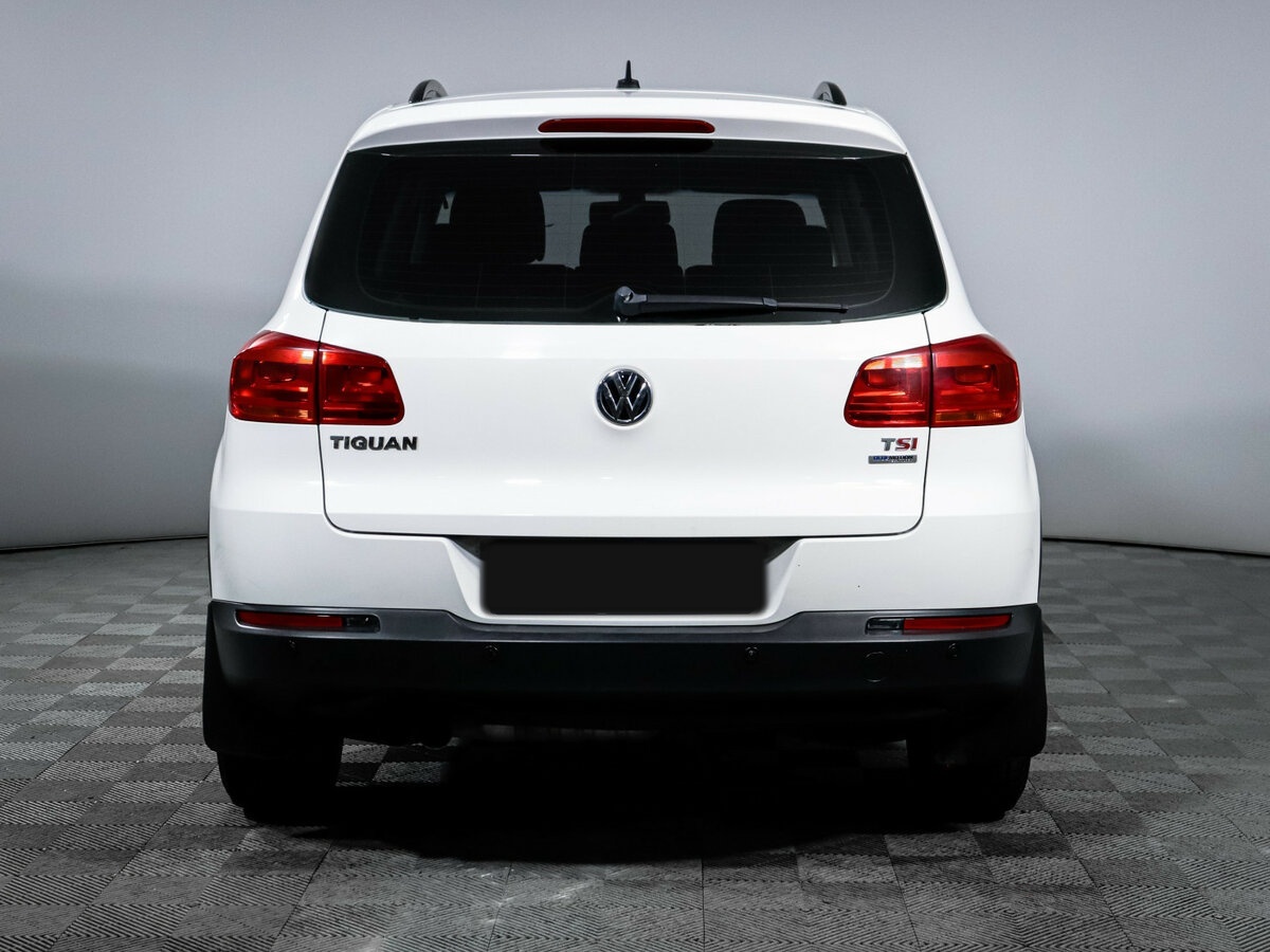 Купить Volkswagen Tiguan с пробегом. Фото: #4