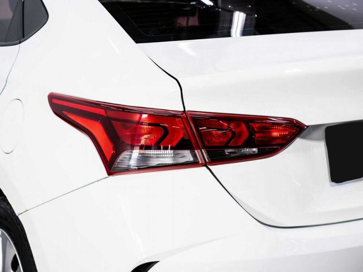 Купить Hyundai Solaris с пробегом. Фото: #24