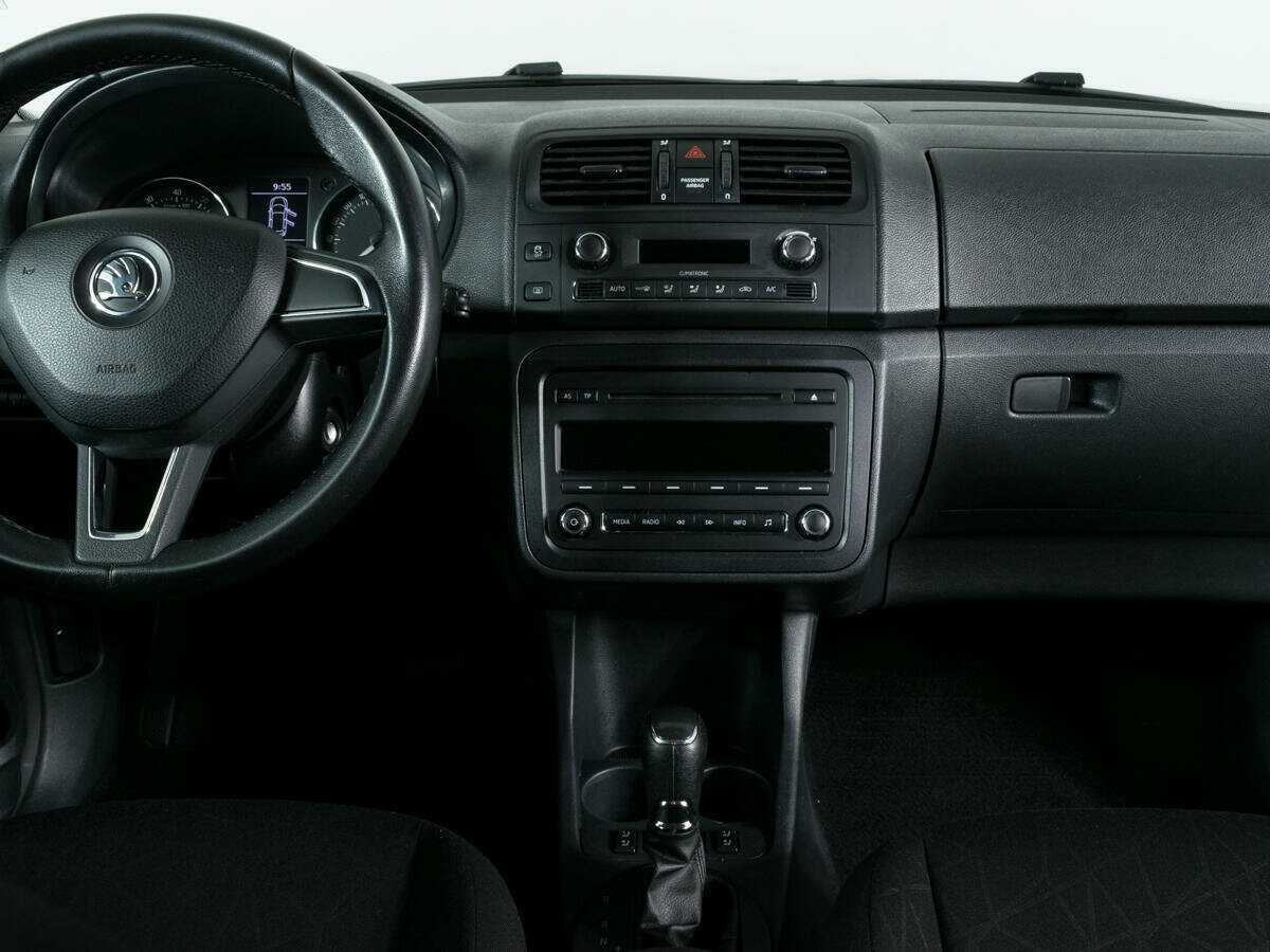 Купить Skoda Fabia с пробегом. Фото: #7