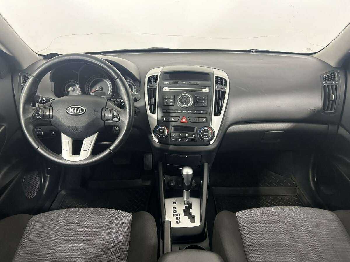 Купить Kia Ceed с пробегом. Фото: #6