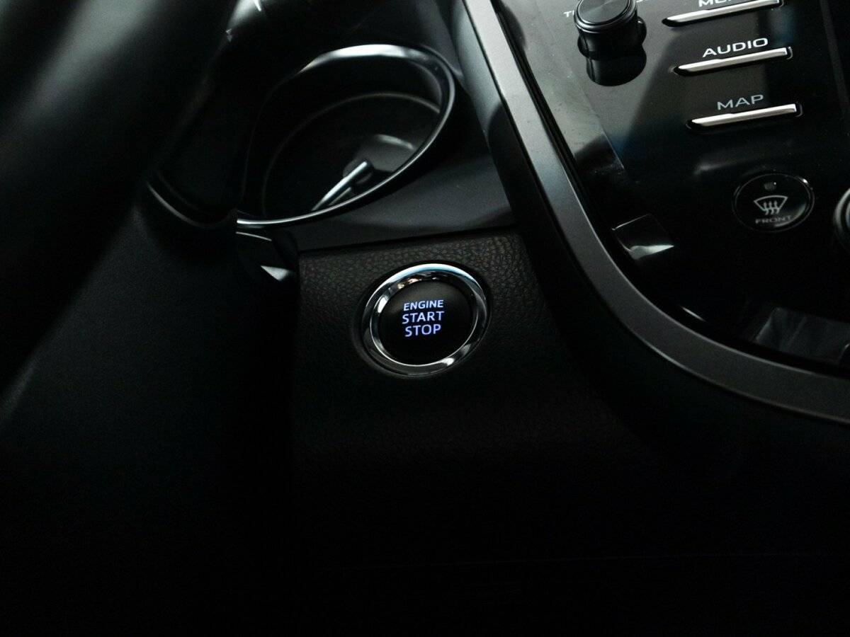 Купить Toyota Camry с пробегом. Фото: #19