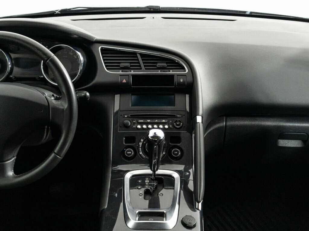 Купить Peugeot 3008 с пробегом. Фото: #13